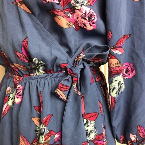 One Clothing Long Sleeve Romper. Size XS - Picture 4 of 9